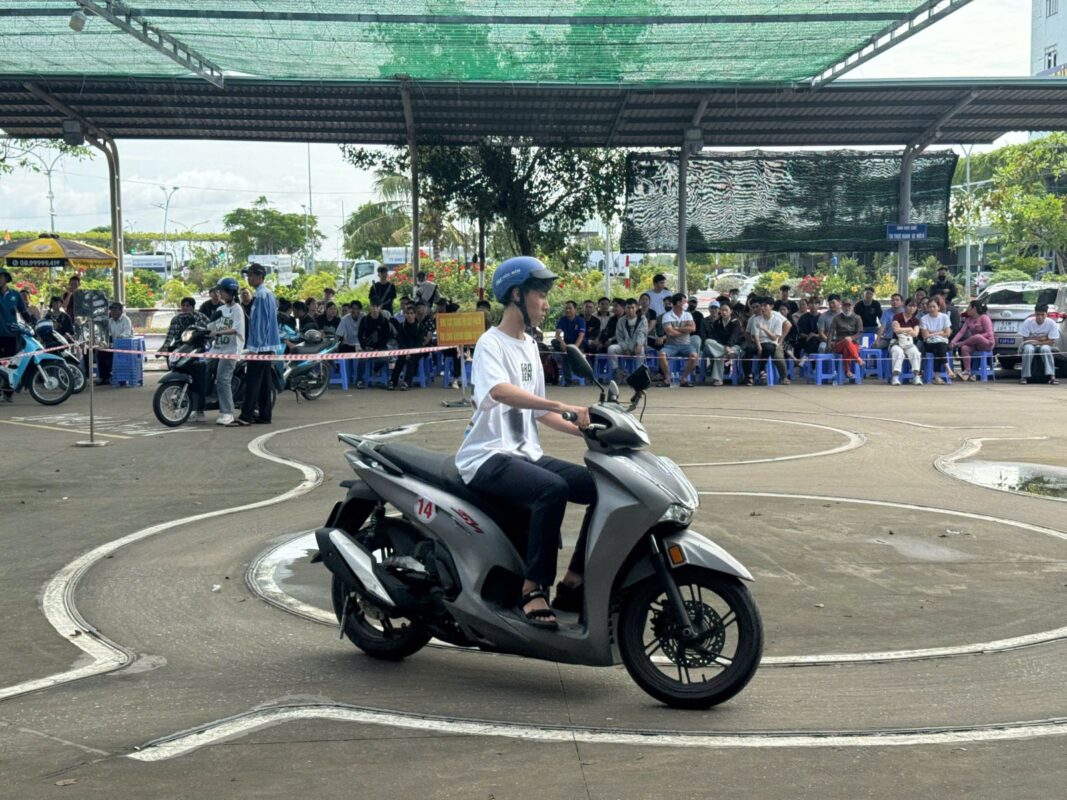 Học Lái Xe Hạng A1 Từ A Đến Z và Hiệu Quả
