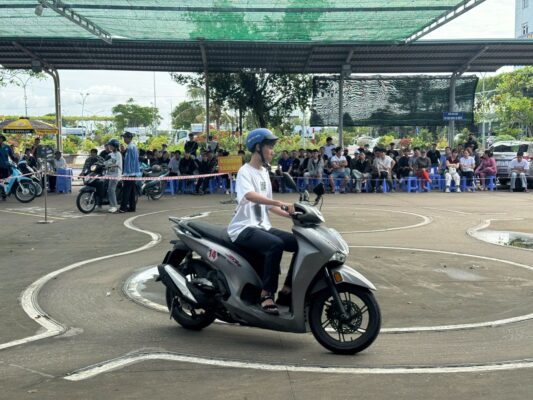 Học Lái Xe Hạng A1 Từ A Đến Z và Hiệu Quả